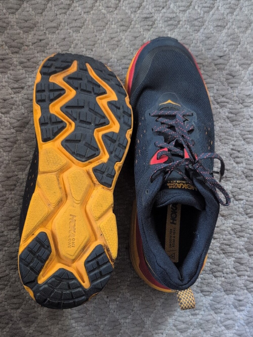 Hoka Men's Navy, Yellow, Red Sneakers Size 11 - Picture 2 of 4